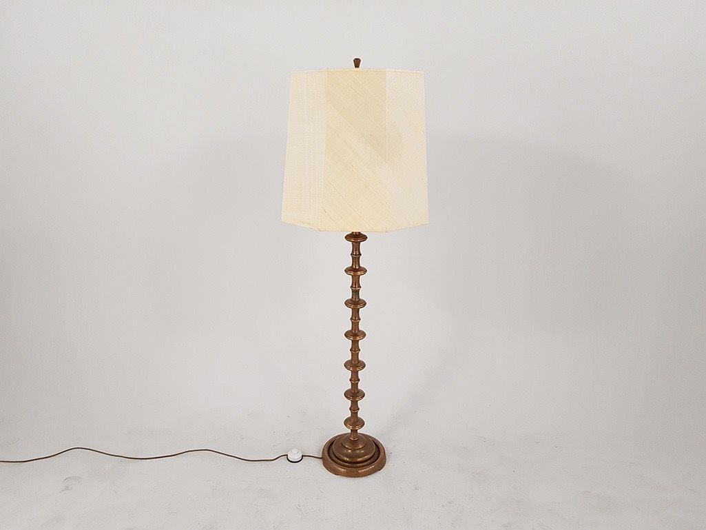 Foto Floor Lamp on Brass Stand h156