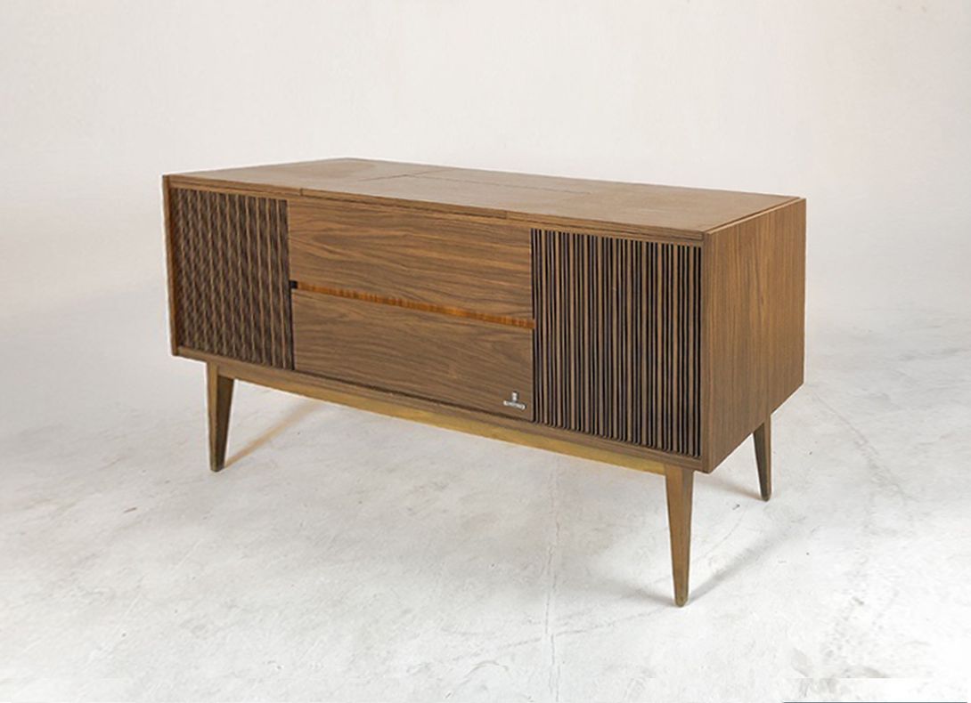 Foto Grundig Stereo Konzertschrank Rossini h75x158x43