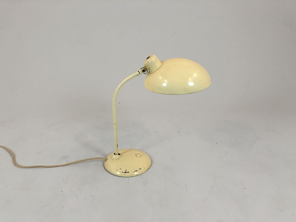 Foto Creme White Industrial Metal Desk Lamp h50