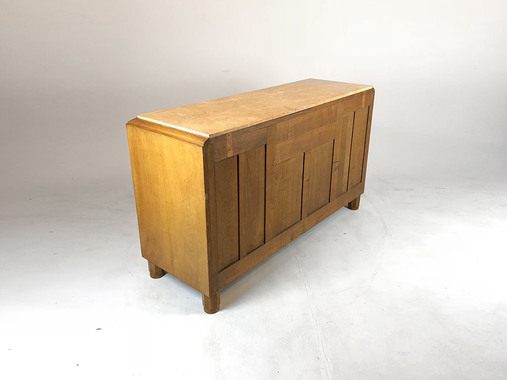 Foto Art Deco Sideboard with Inlayed Root Wood Germany 1925 w170