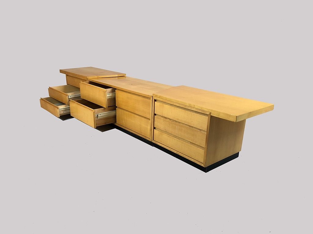 Foto Modern Light Wood Sideboard with Shutters 1984 w260 *N