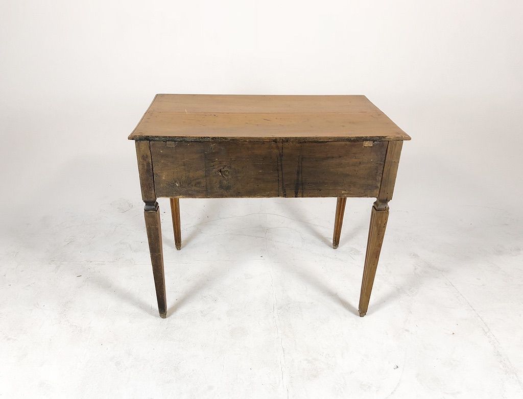 Foto Small Biedermeier Table h79x91x56