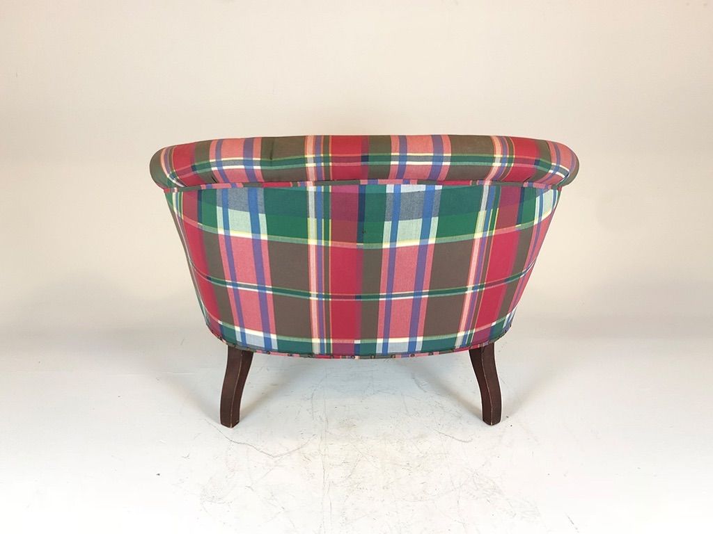 Foto Wide Plaid Lounge Chair