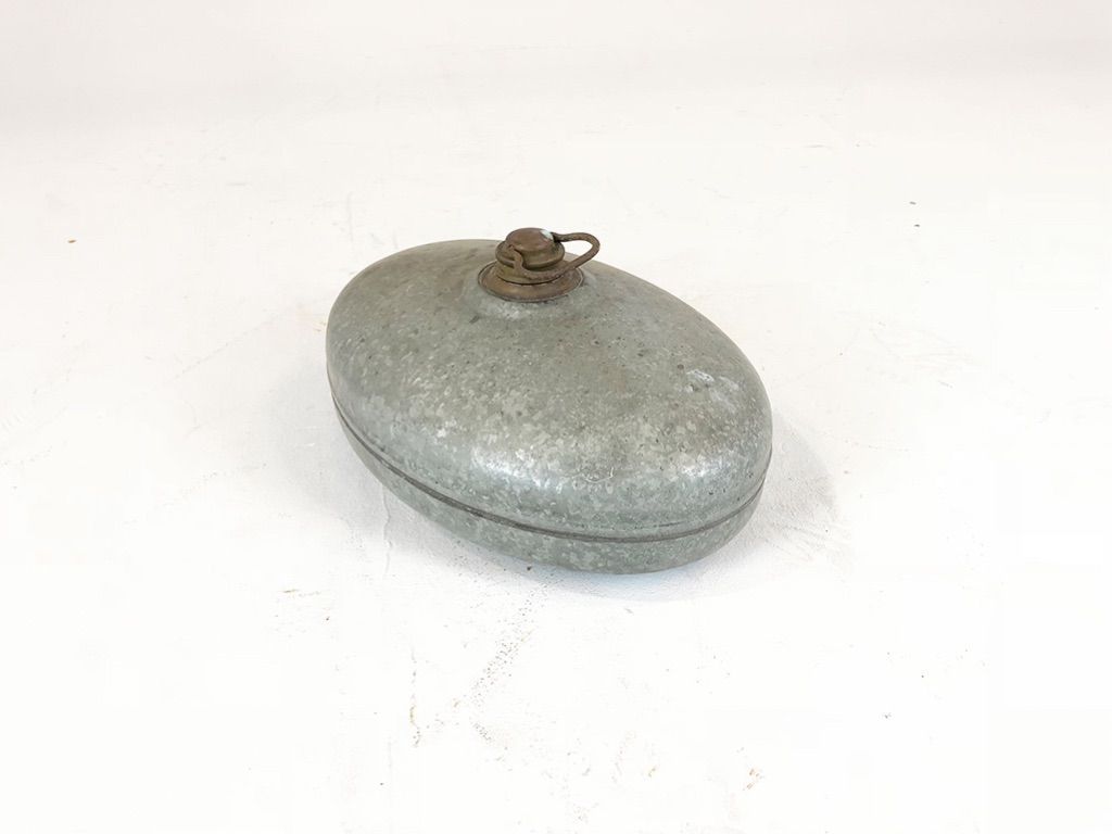 Foto Metal Hot-Water-Bottle