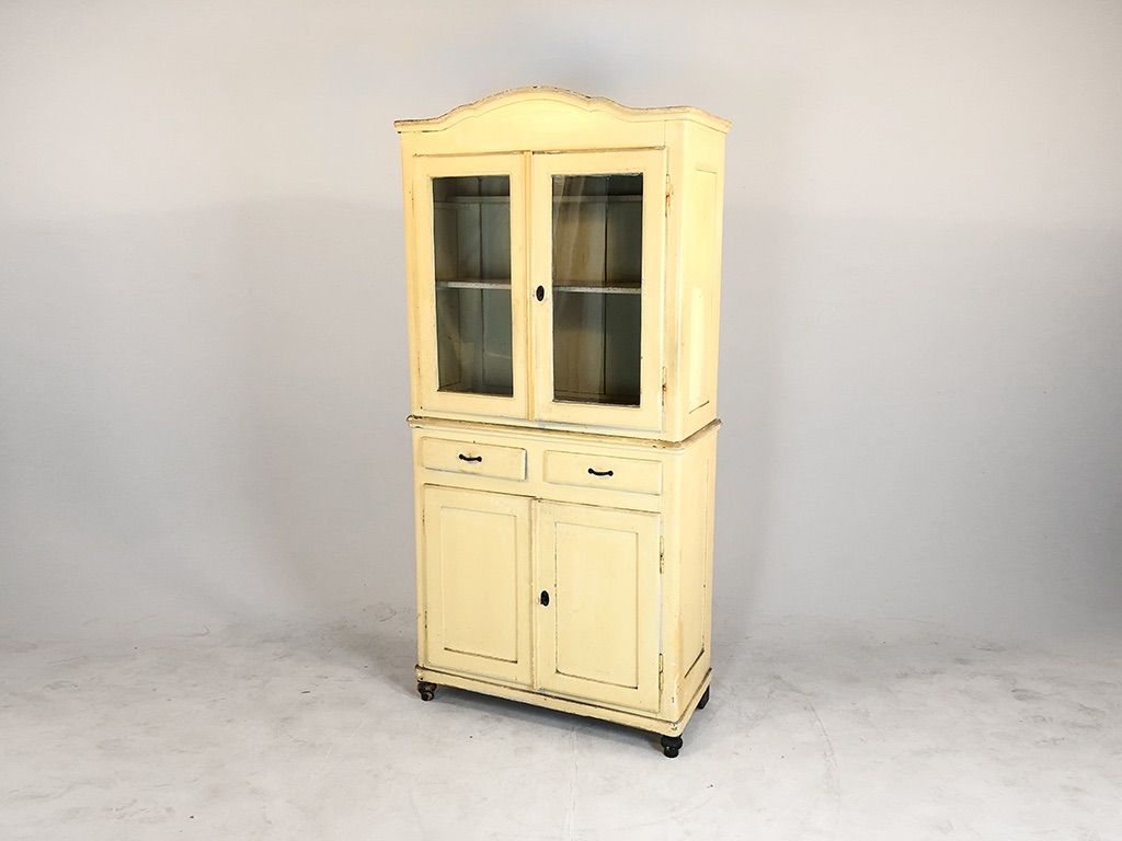 Foto White Wooden Kitchen Cabinet Saxonia 1900