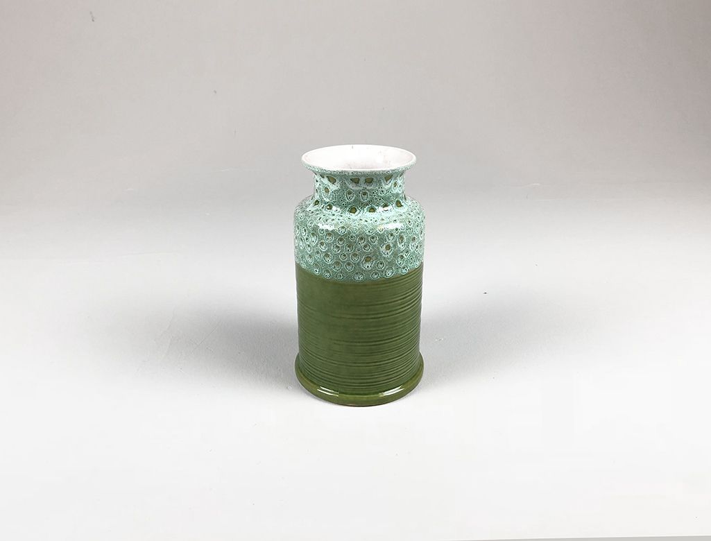Foto Green Ceramic Vase h23 C5
