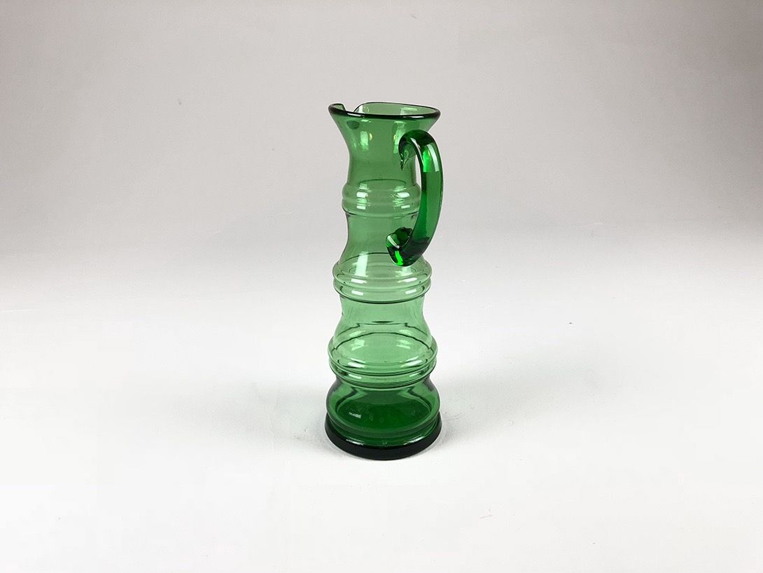 Foto Green Glass Carafe
