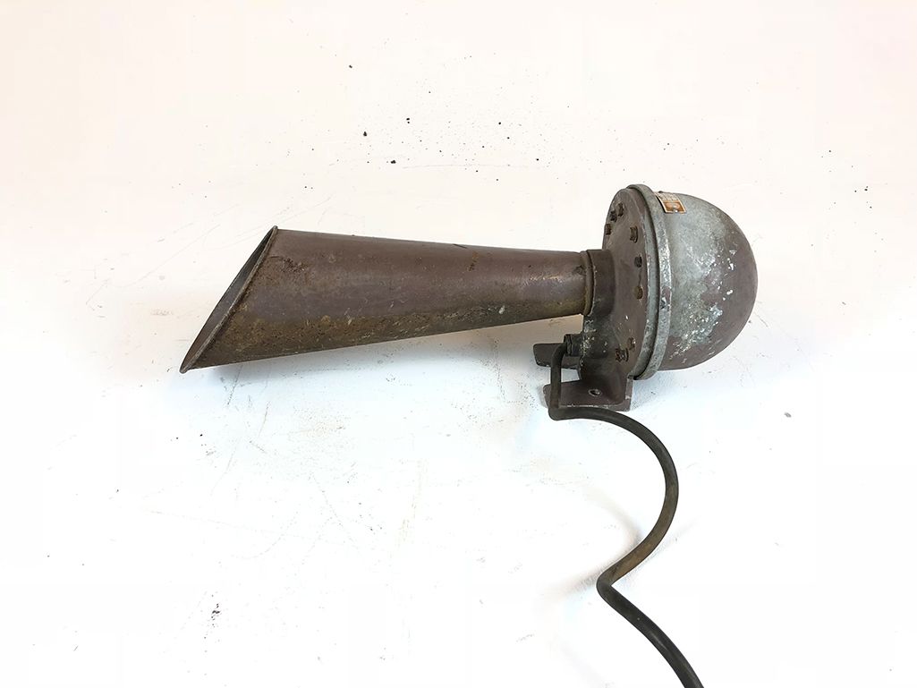 Foto Metal Factory Siren