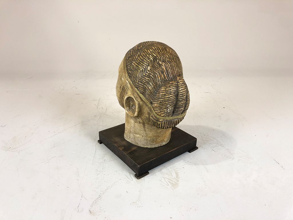 Foto Sculpture of a Head h33x21x21