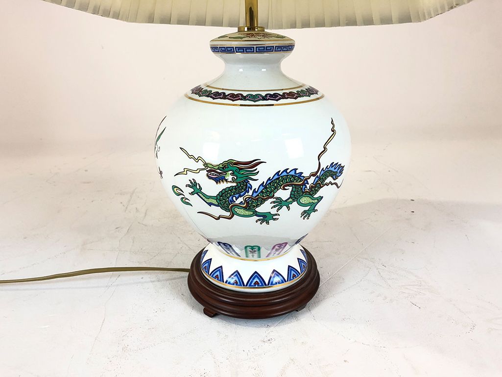 Foto Desk Lamp with Chinese Ornaments h63