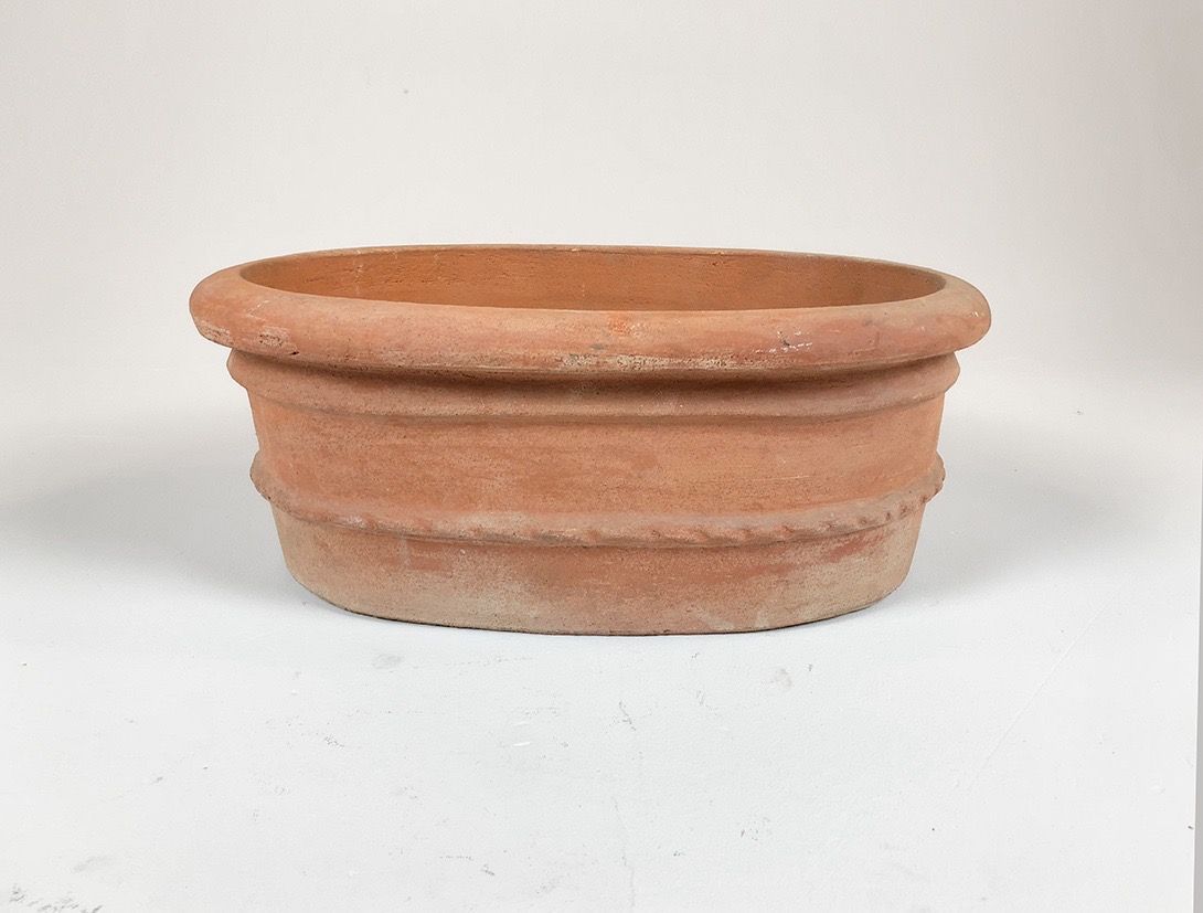 Foto Oval Terracotta Flowerpot Camarque 1960