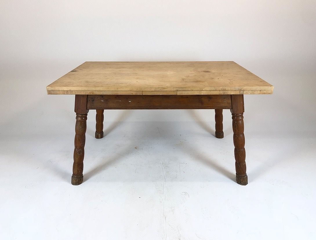 Foto Expandable Wooden Table h79x144x95