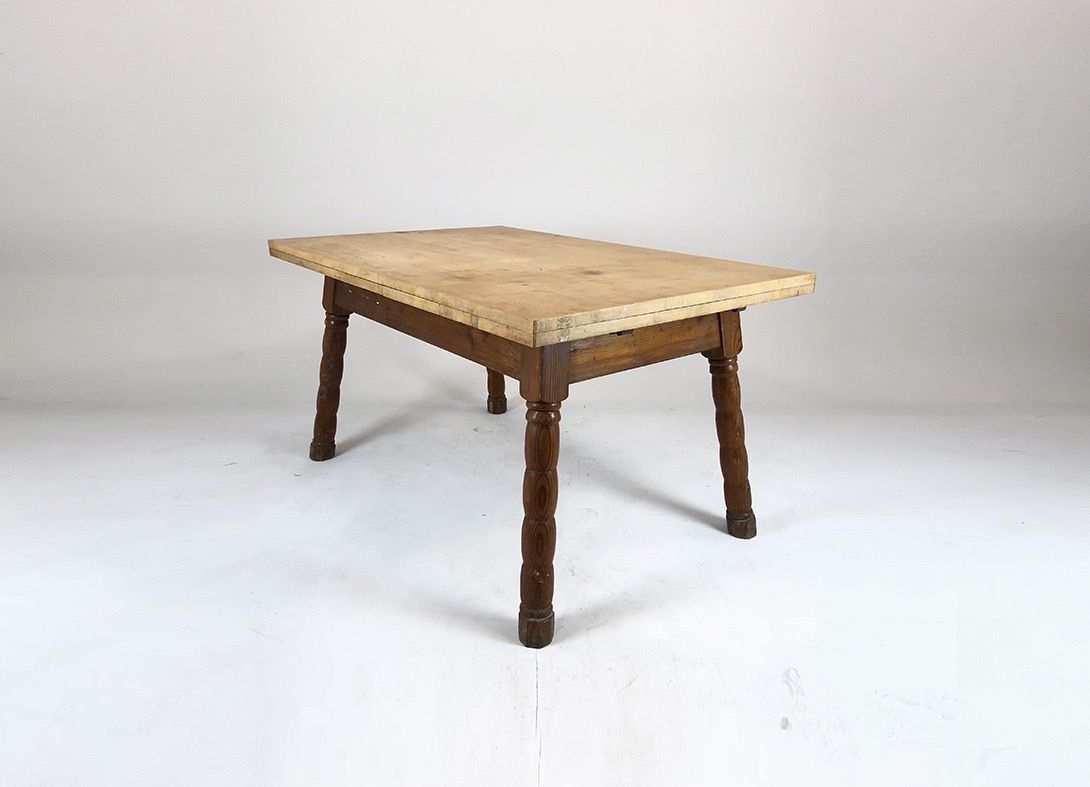 Foto Expandable Wooden Table h79x144x95