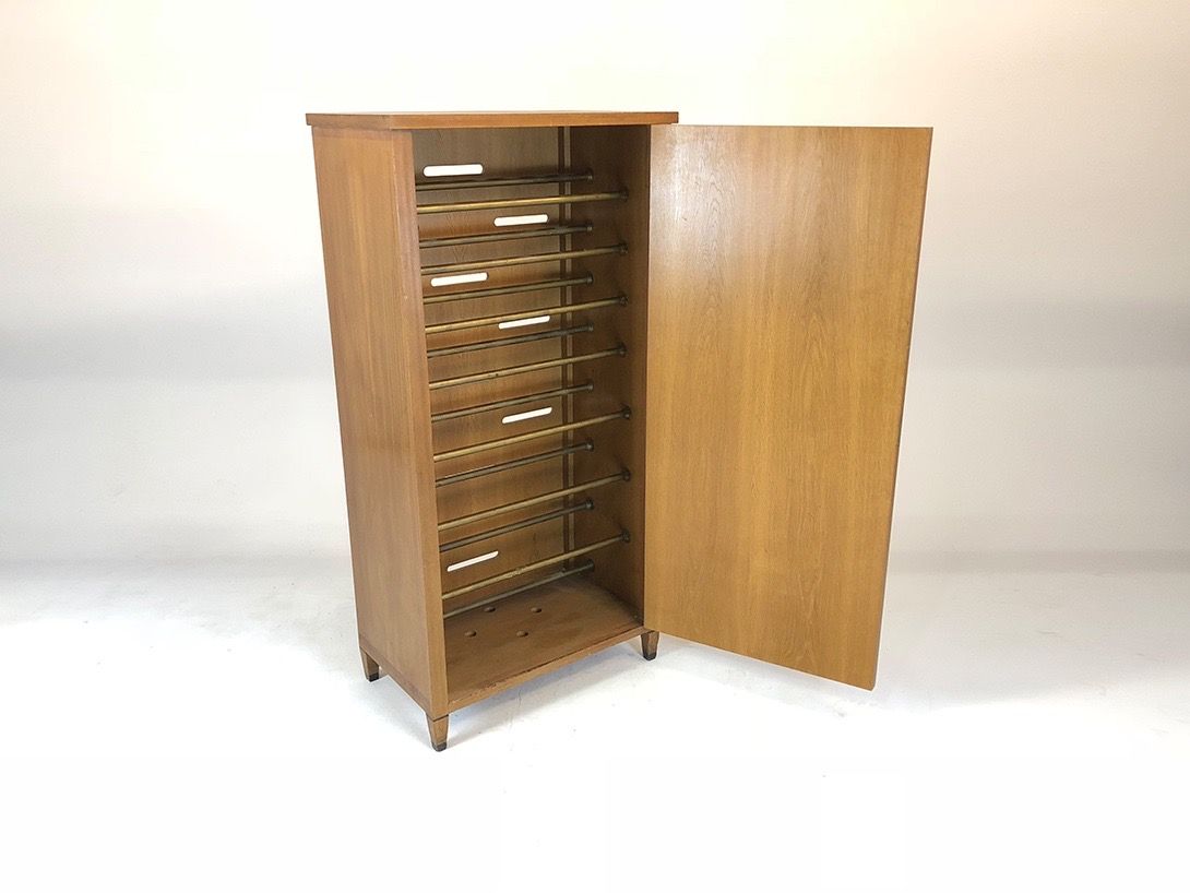 Foto Wooden Shoe Cabinet Plauen 1950 h145x72x43 *N