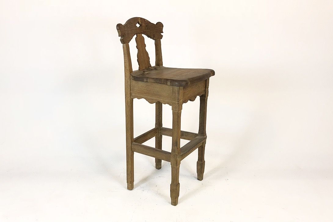 Foto Wooden Bar Stool with Backrest