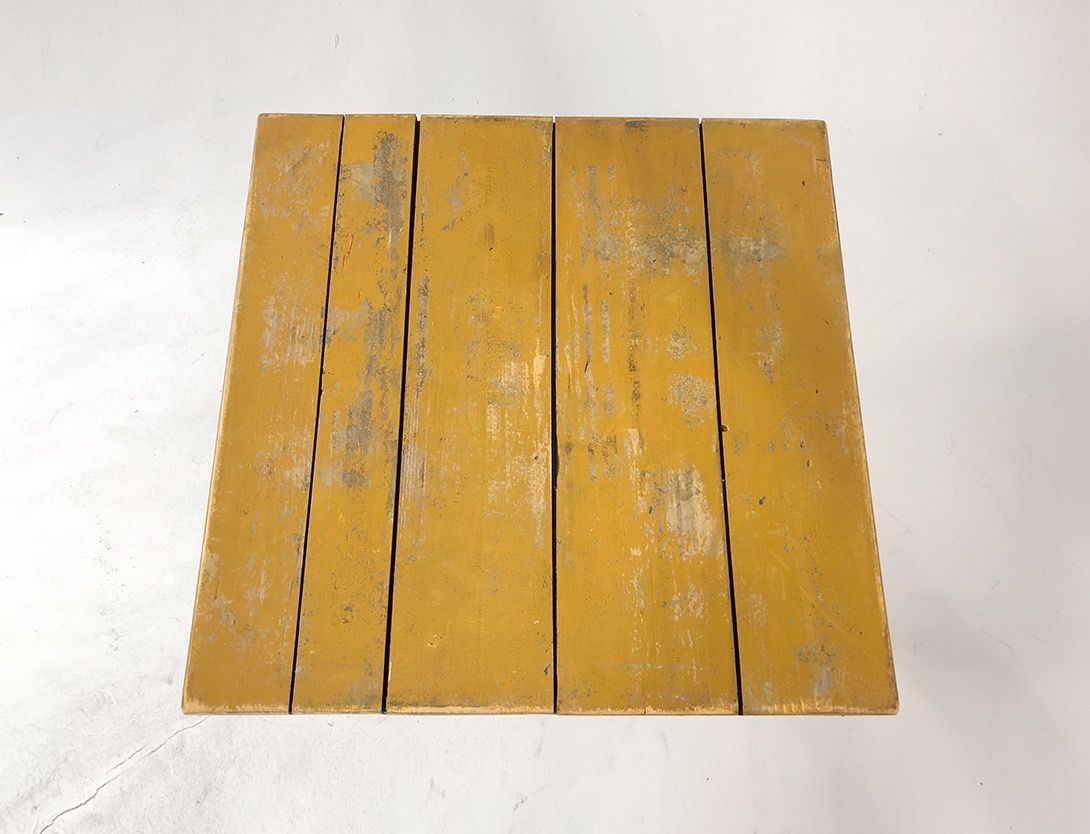 Foto Wooden Bistro Table on Metal Stand h72x80x80
