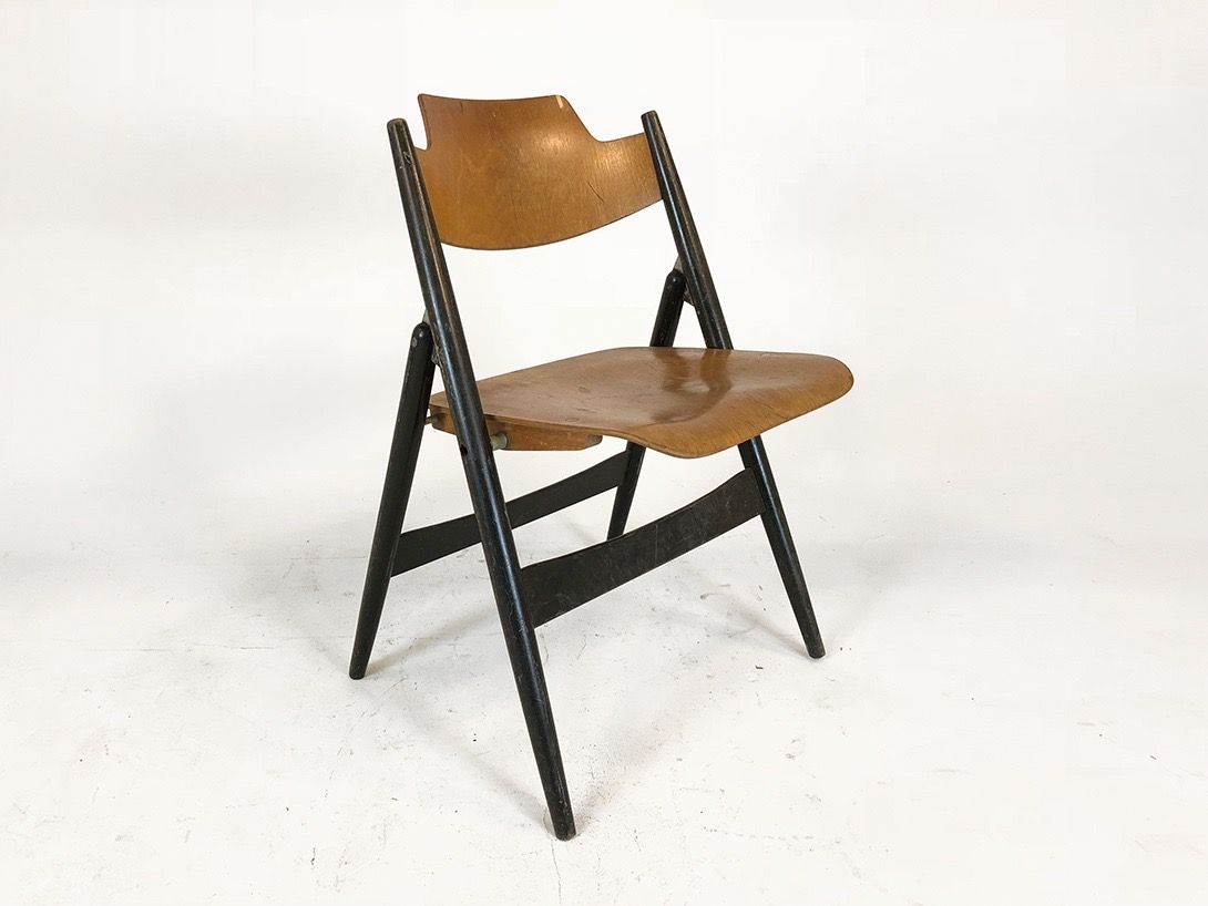 Foto Egon Eiermann SE 18 Folding Chair, 1952