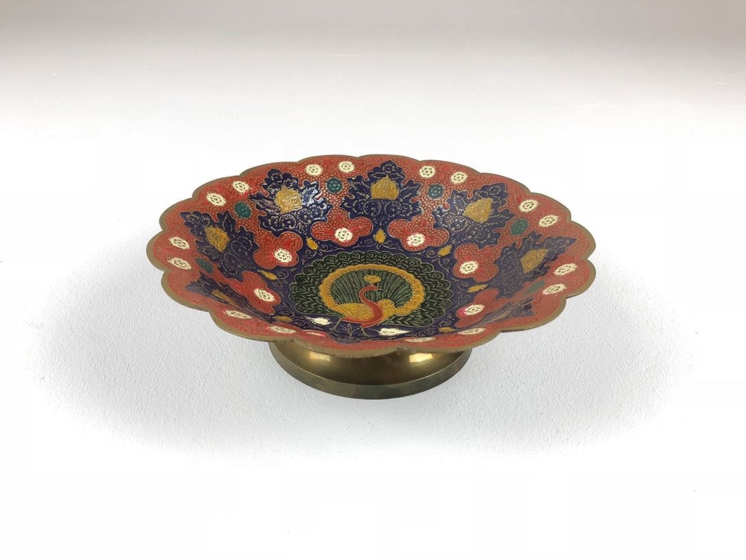 Foto Painted Messing Bowl in Flower Look