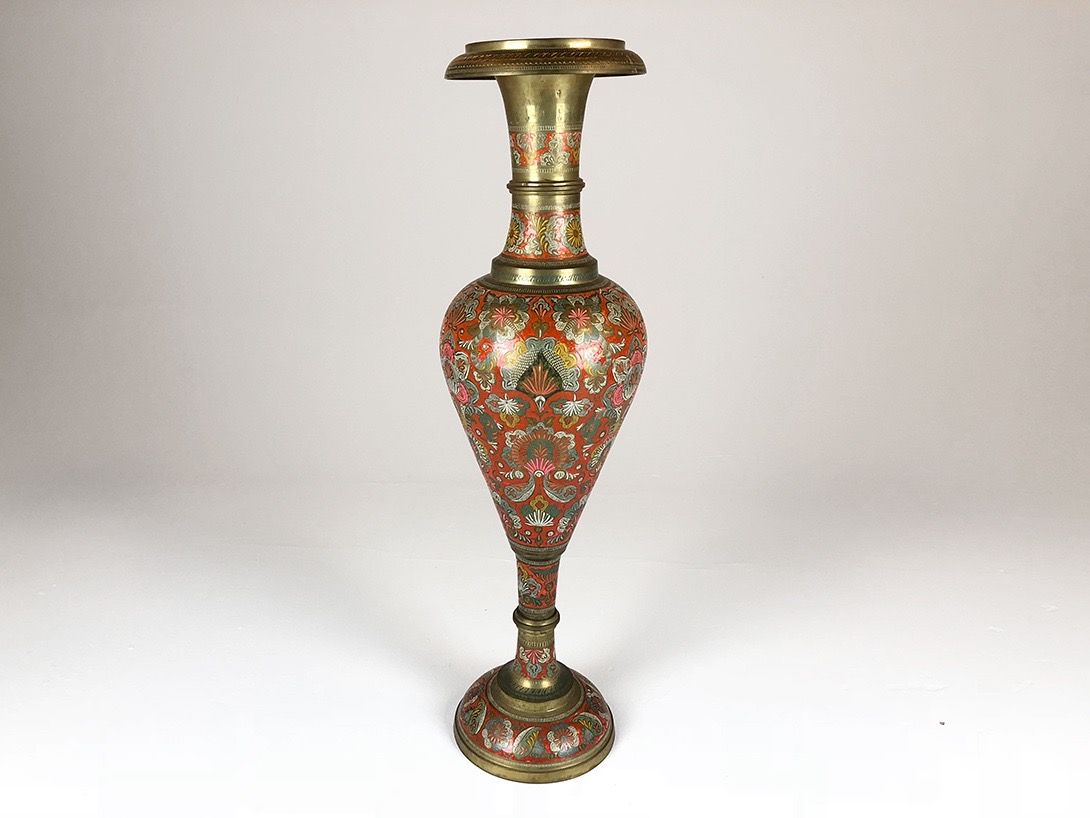 Foto Tall Colorful Oriental Brass Vase h81
