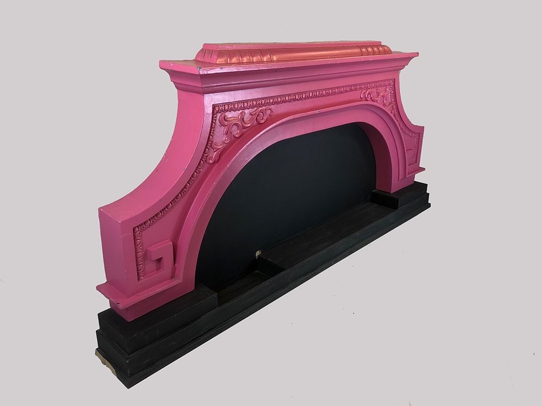 Foto Pink Fireplace Imitation **