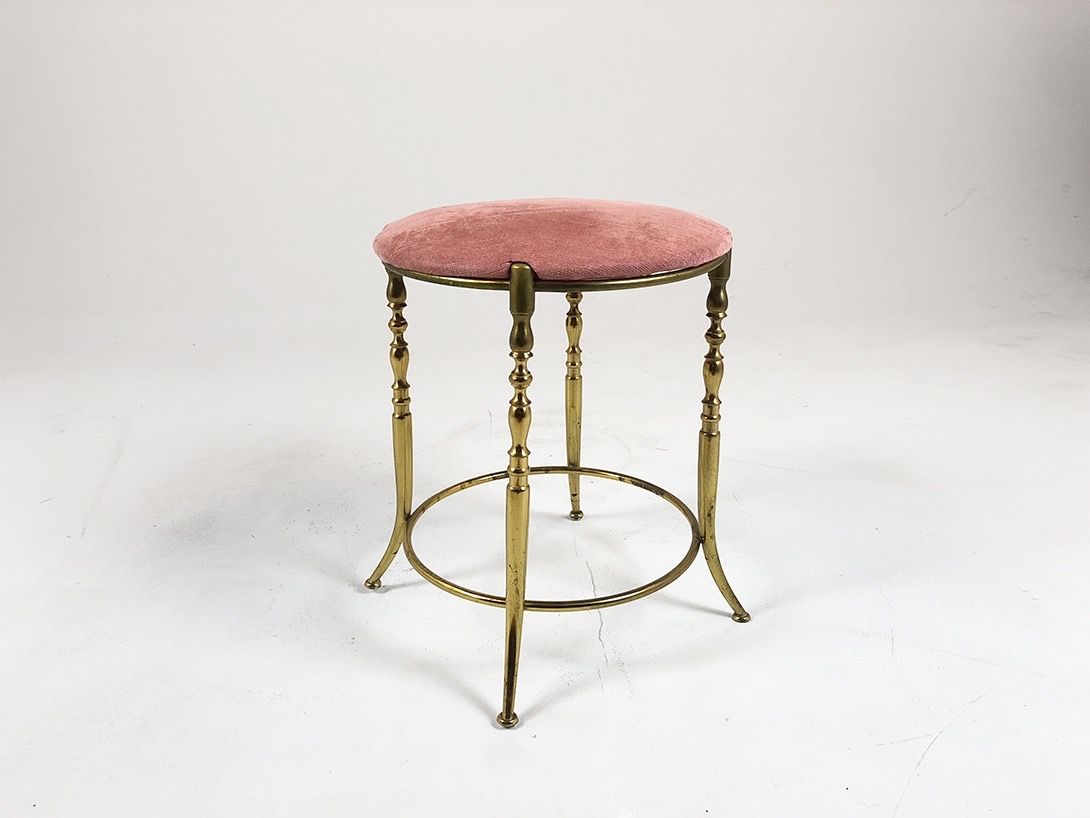 Foto Rose MakeUp Stool with Brass Base 1950