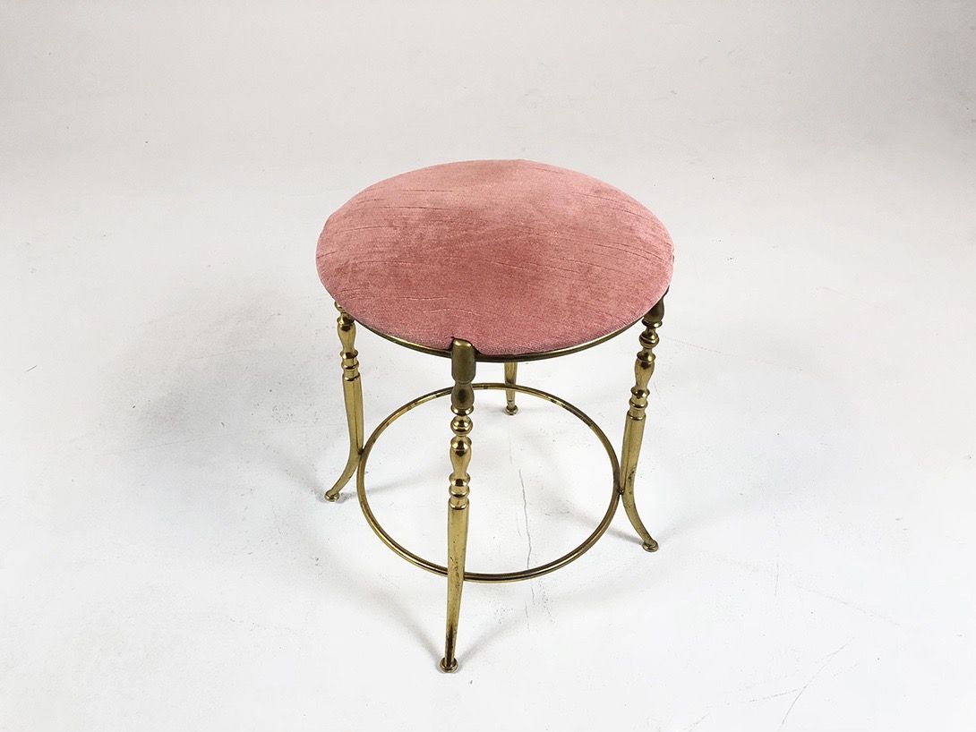 Foto Rose MakeUp Stool with Brass Base 1950