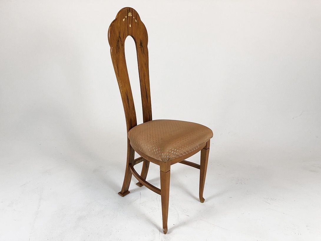 Foto Wooden Dining Chair with Long Backrest
