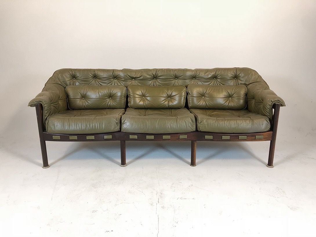 Foto Green Leather Sofa, Three-Seater