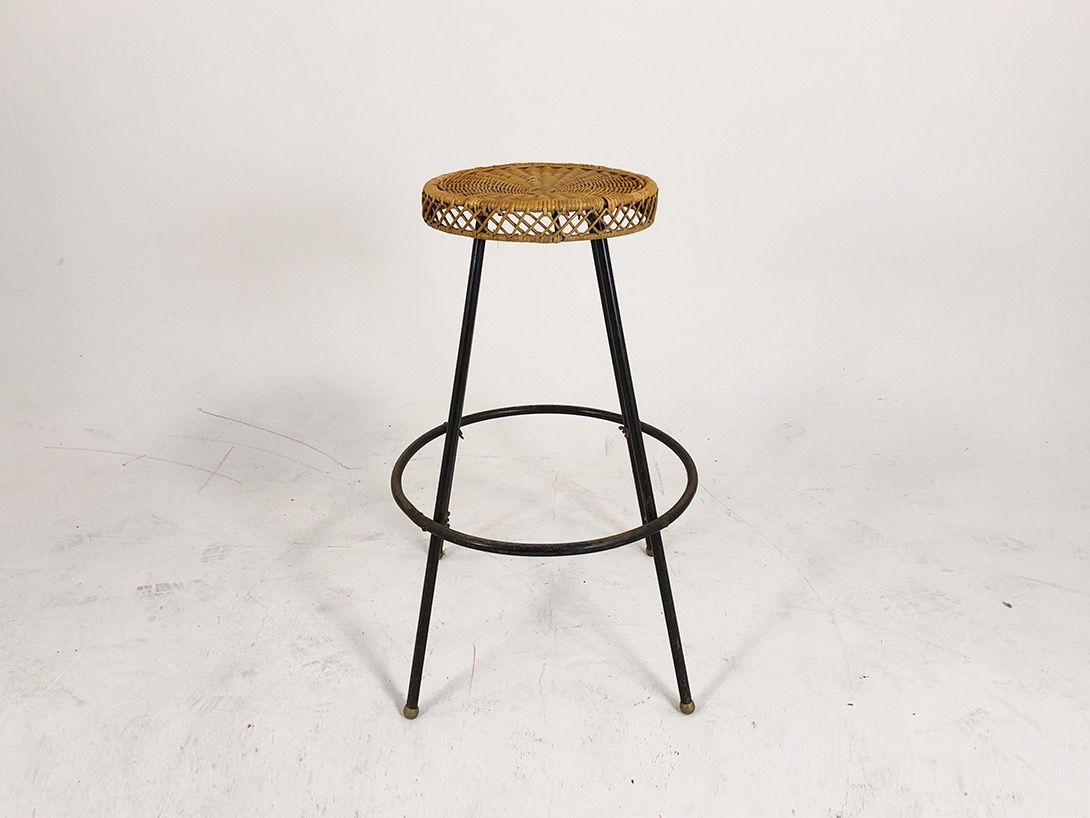 Foto Stool with Rattan Wicker Seating