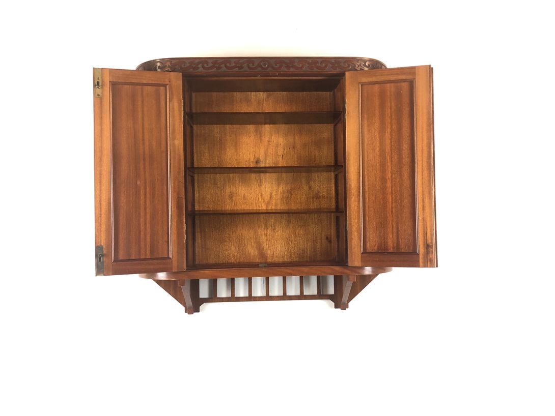Foto Jugendstil Wall Cabinet Dresden 1905 h63x67x18