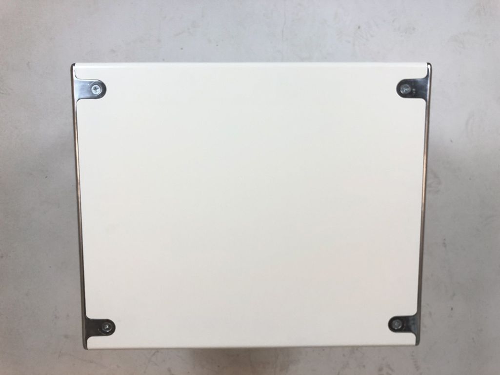 Foto White Coffee Table on Wheels h38x61x50