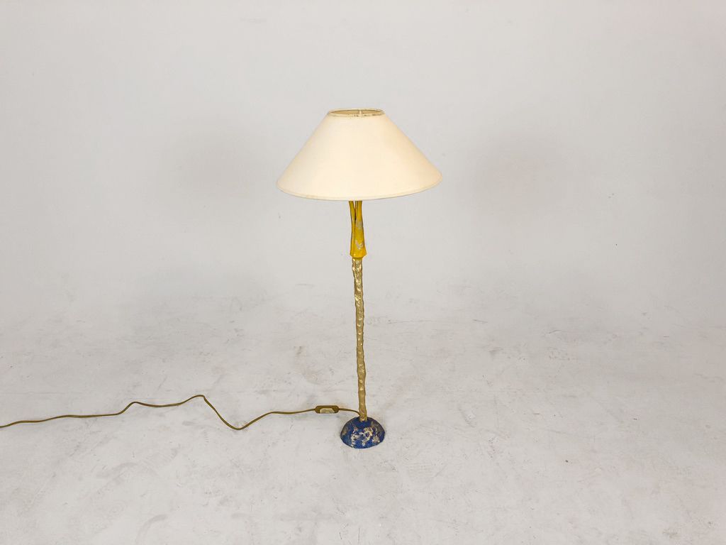 Foto Floor Lamp with Salmon Shade and Gold Stand h80