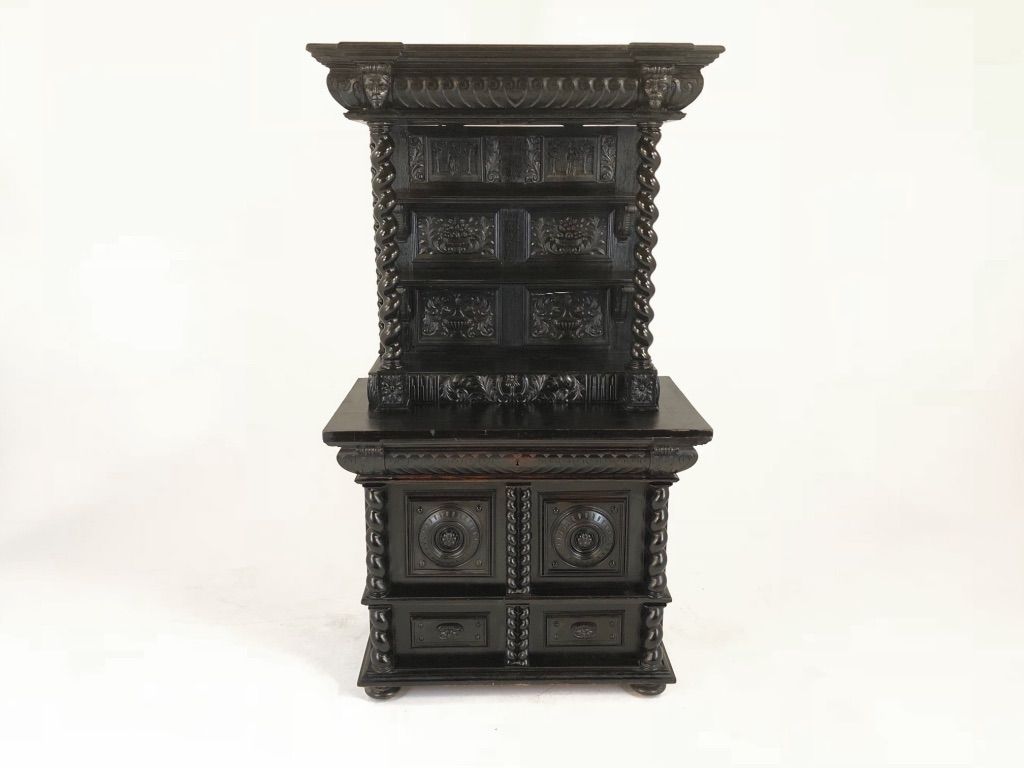 Foto Black Wilhelminian Wooden Shelf or Backdrop h200x112x63