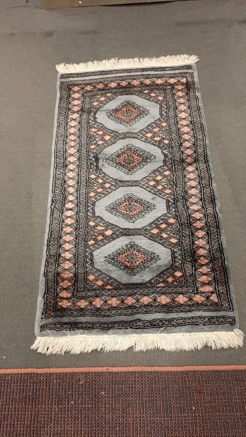 Foto Light Blue and Pink Persian Carpet 122x67cm 0015