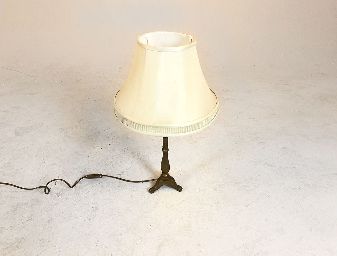 Foto Beige Desk Lamp h53