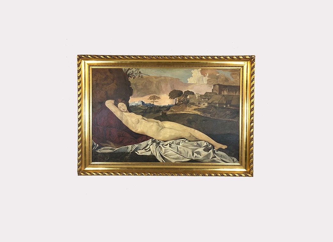 Foto Painting Of a Resting Woman with Golden Frame h111x156 1B1