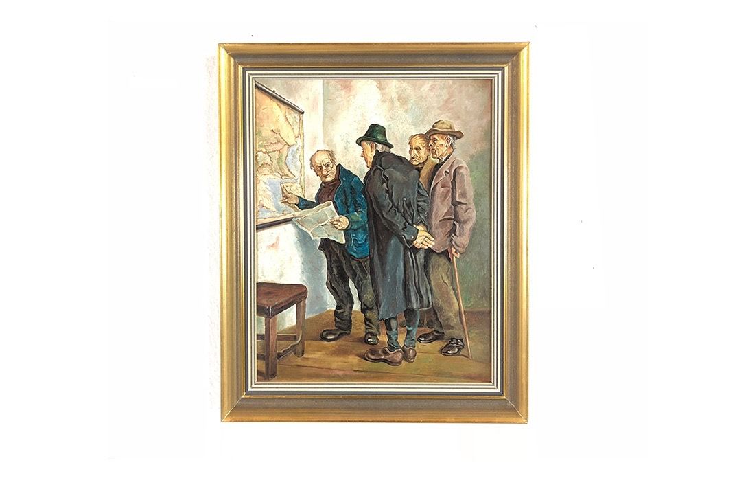 Foto Group of Men Looking at a Map 26A15