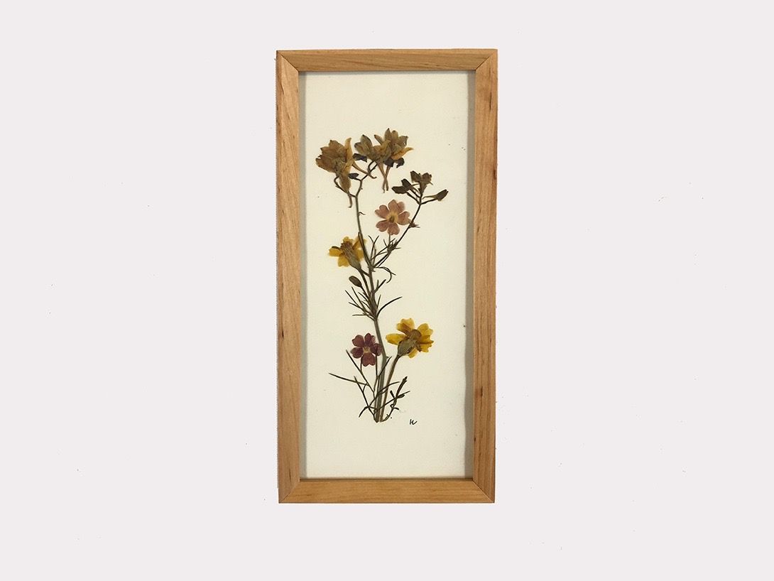 Foto Handmade Artwork Made of Real Flowers h24x11