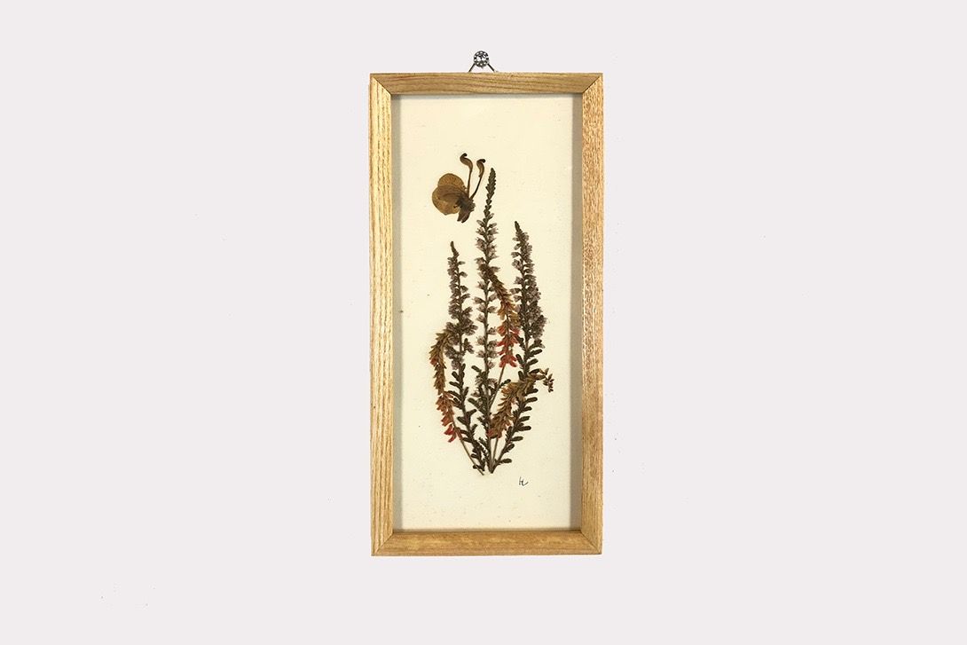 Foto Handmade Artwork Made of Real Flowers h24x11