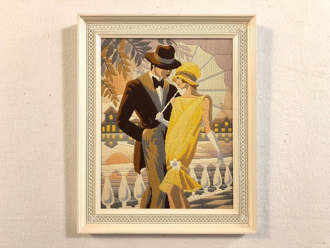 Foto Woven Artwork of Man and Woman 10C9