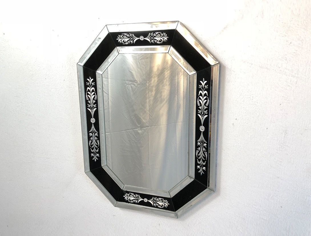 Foto Mirror with Black and Silver Frame