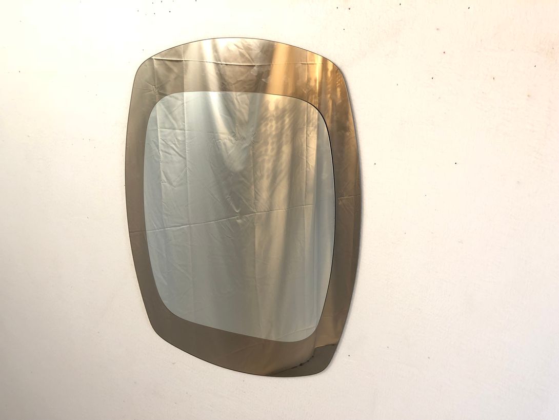 Foto Mirror with Smoked Frame Germany 1973