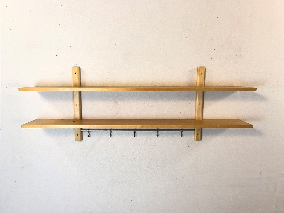 Foto Wooden Shelf with Hooks