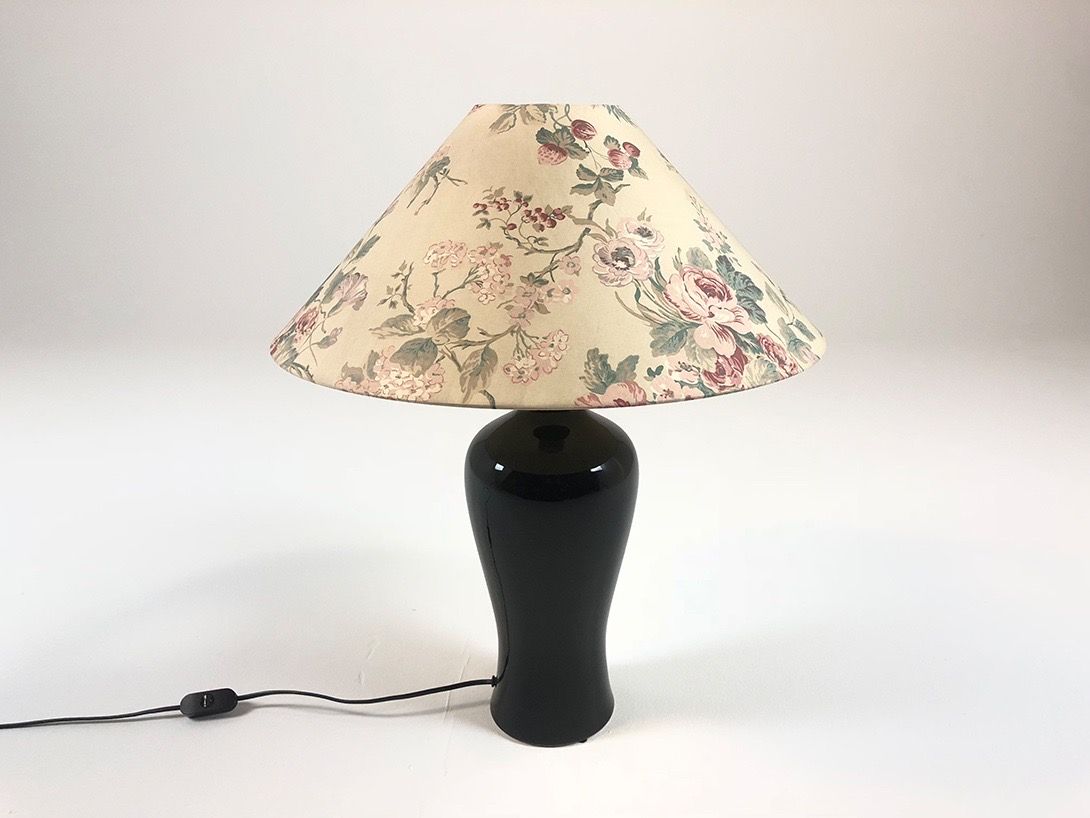 Foto Black Desk Lamp with Flower Print Shade h70