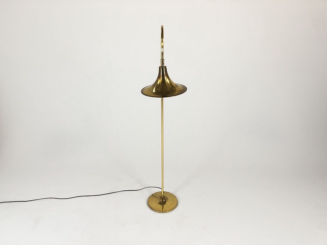 Foto Bent Brass Floor Lamp h143