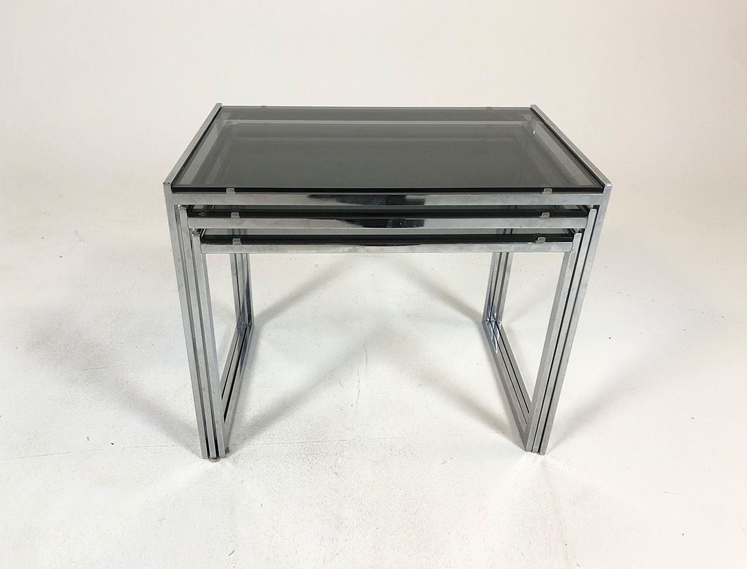 Foto Metal Nesting Tables with Smoked Glass Top h46x55x35