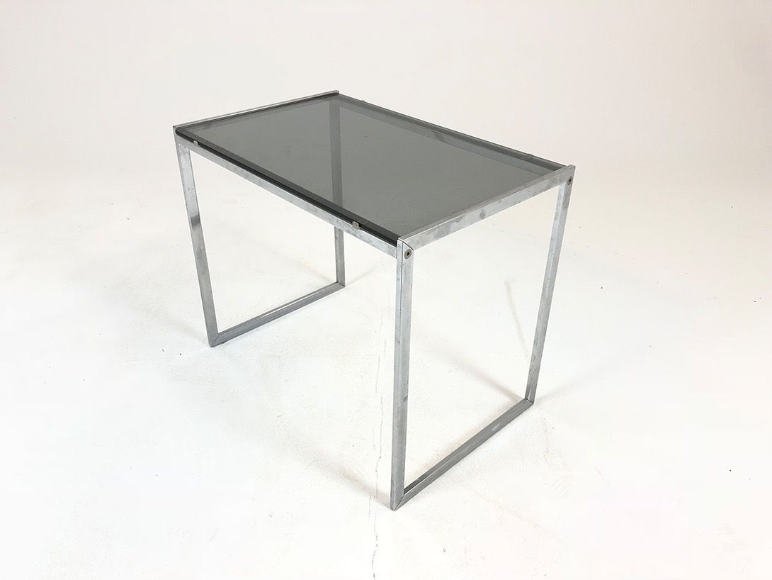 Foto Metal Nesting Tables with Smoked Glass Top h46x55x35