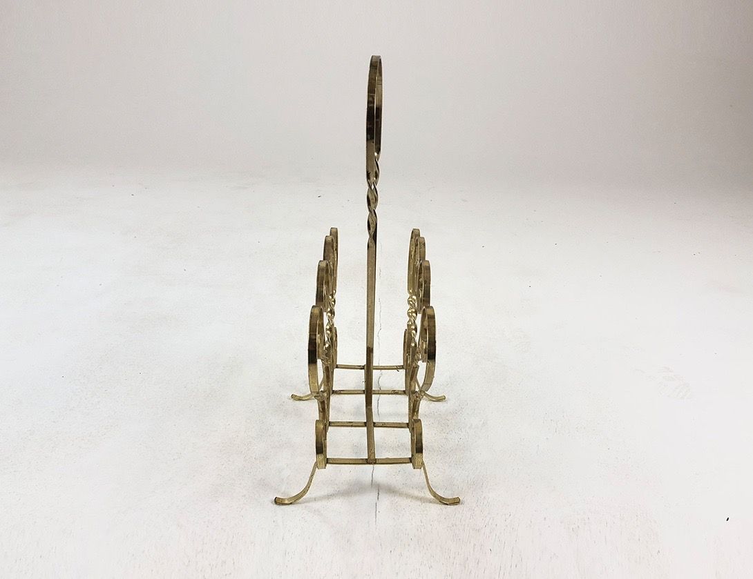 Foto Brass Ornate Newspaper Rack