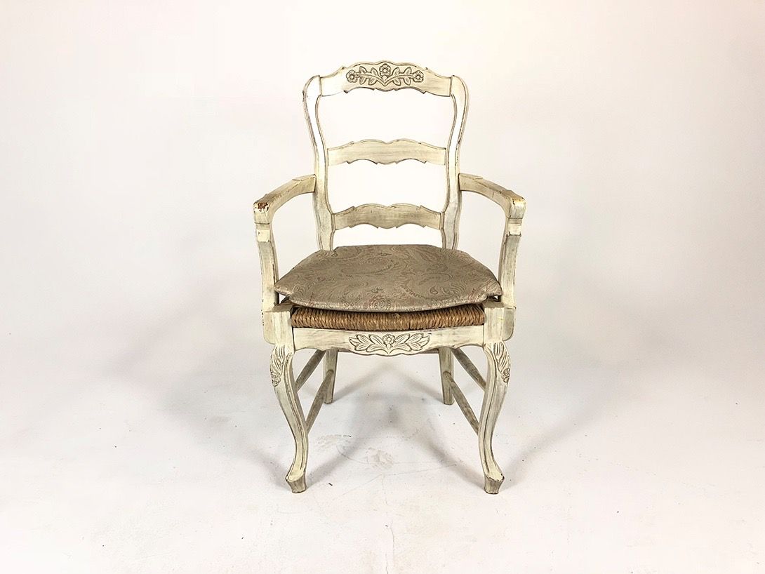 Foto Rustic White Armchair