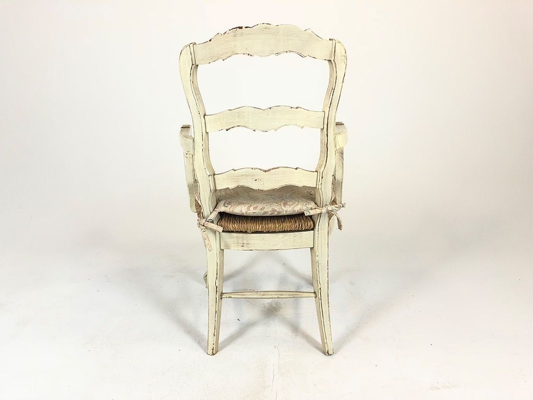 Foto Rustic White Armchair